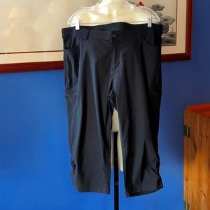 Eddie Bauer First Ascent Capris 20W